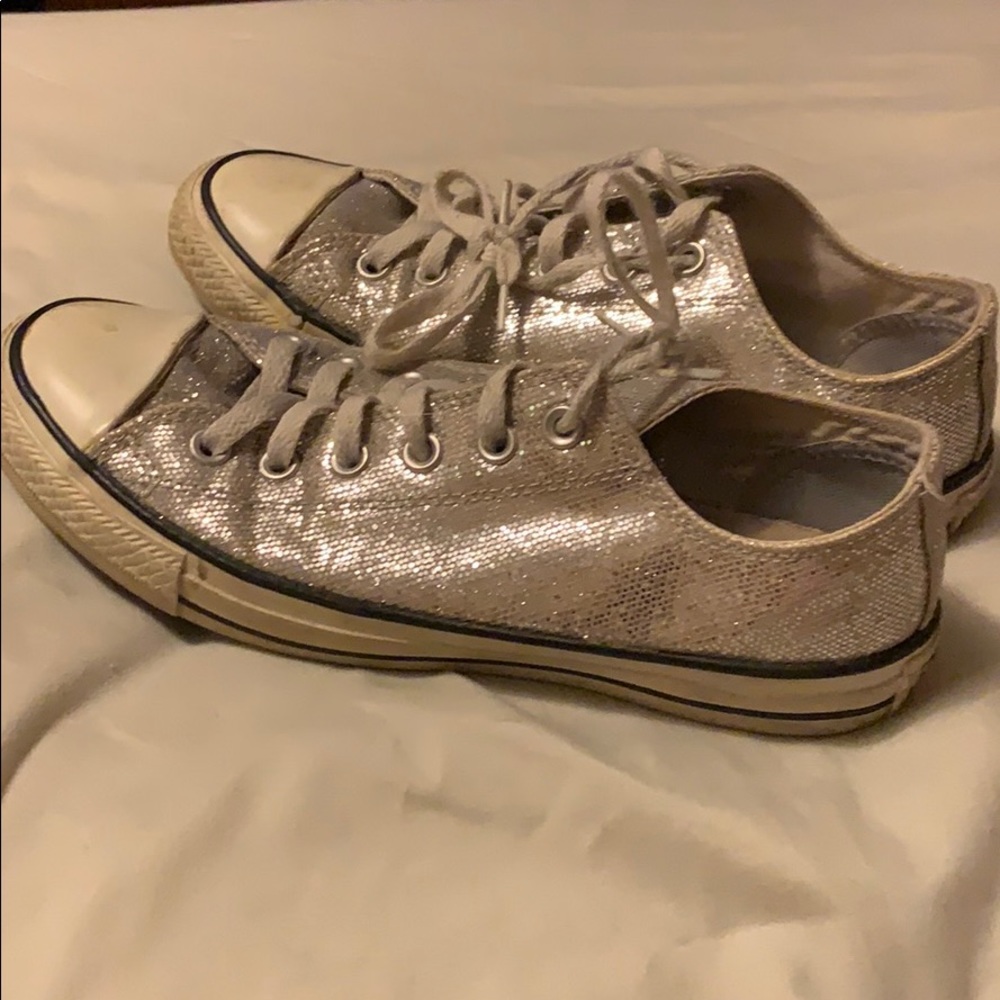 Silver converse